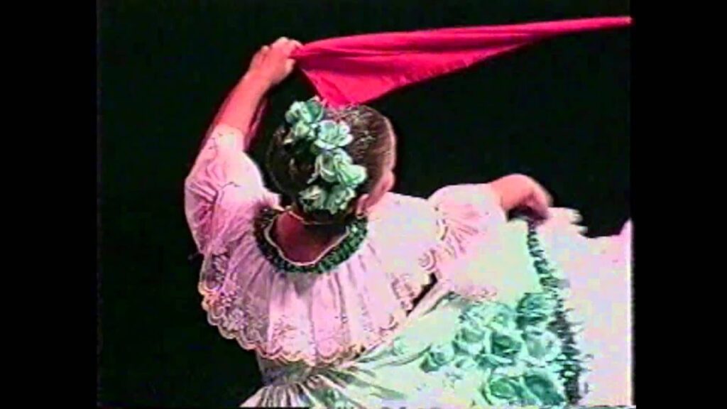 Baile “SANJUANERO HUILENSE" Los Niños de Colombia Bailan.