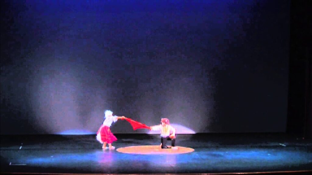 Baile "LA GATICA FELIZA"  Los Niños de Colombia Bailan.